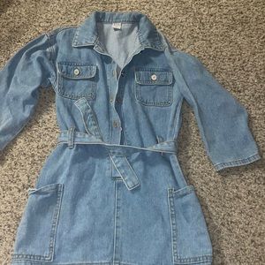 Little girl denim dress with belt